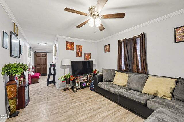 501 Apple Street, Burlington, NC 27217