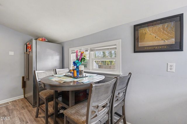 501 Apple Street, Burlington, NC 27217