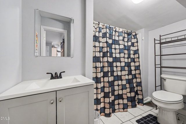 501 Apple Street, Burlington, NC 27217