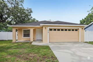 212 W HUMPHREY STREET, Tampa, FL 33604