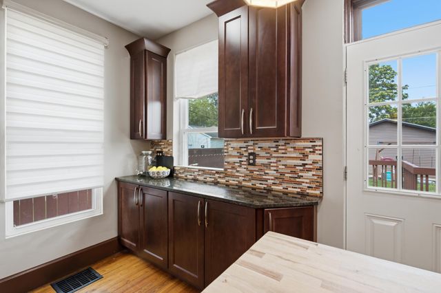 811 Oakwood Avenue, Columbus, OH 43206