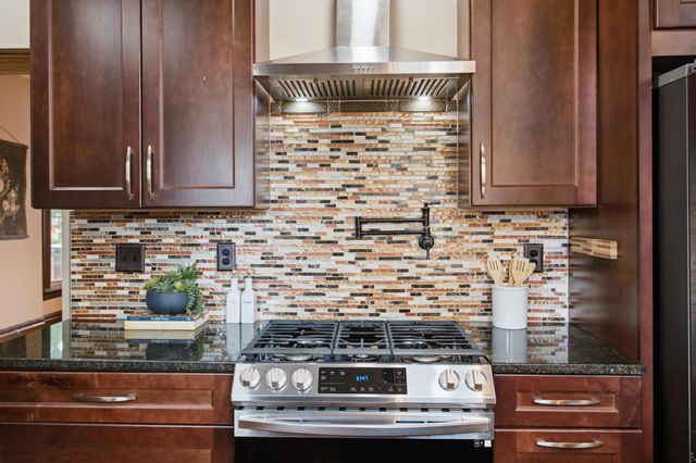 811 Oakwood Avenue, Columbus, OH 43206