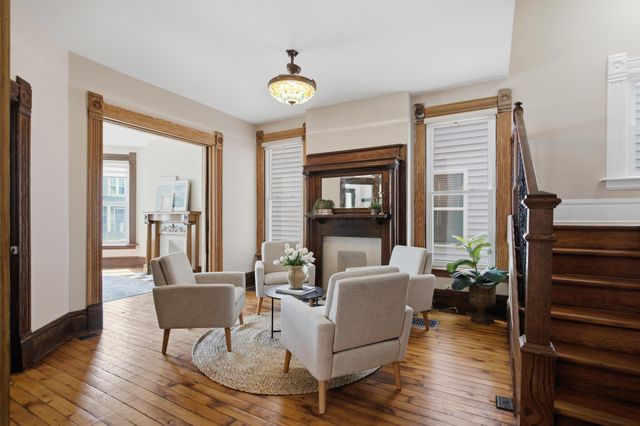 811 Oakwood Avenue, Columbus, OH 43206