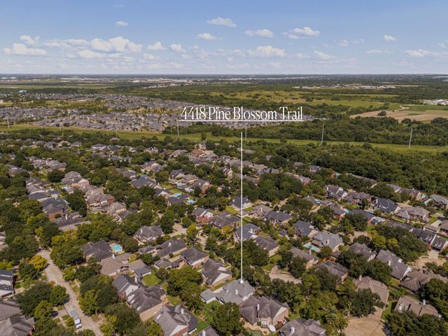 4418 Pine Blossom Trail, Houston, TX 77059