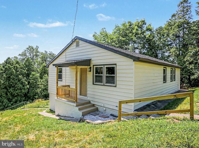 230 S 4TH ST, Steelton, PA 17113