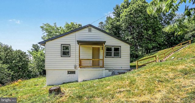 230 S 4TH ST, Steelton, PA 17113