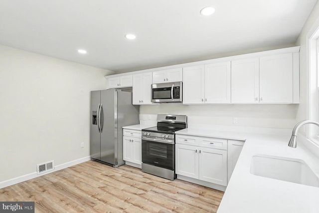 230 S 4TH ST, Steelton, PA 17113