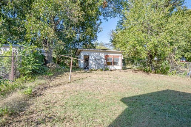 1715 Wickliff Street, Oklahoma City, OK 73111
