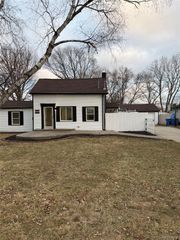 27284 Bunert Road, Warren, MI 48088