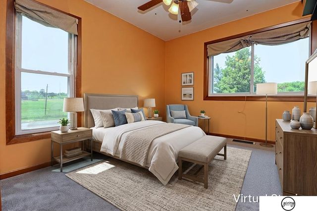 5600 Fairacre Court, Lincoln, NE 68506