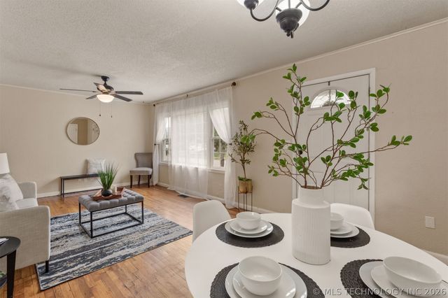 407 N Cedar Street, Owasso, OK 74055