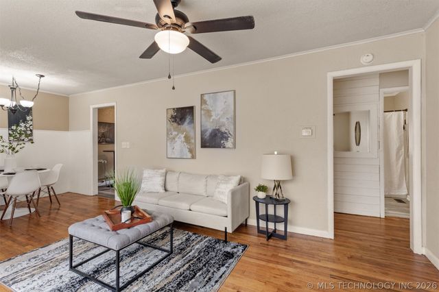 407 N Cedar Street, Owasso, OK 74055