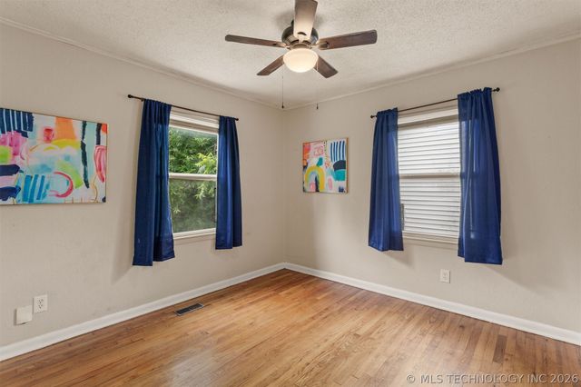407 N Cedar Street, Owasso, OK 74055