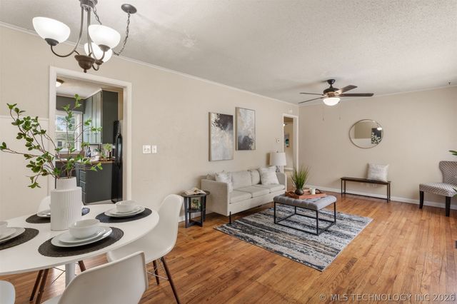 407 N Cedar Street, Owasso, OK 74055