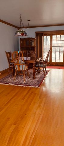 1445 Everett Avenue, Des Plaines, IL 60018