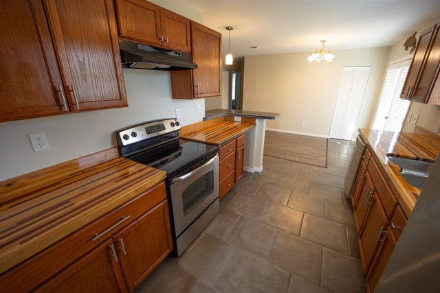 6498 Brevard St, St Augustine, FL 32080