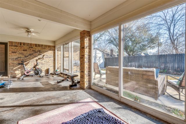 7312 Hialeah Circle W, North Richland Hills, TX 76182