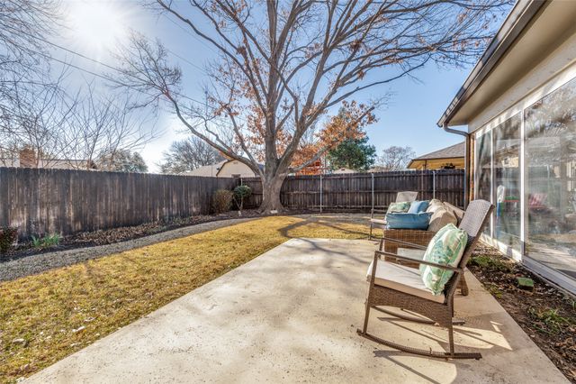 7312 Hialeah Circle W, North Richland Hills, TX 76182
