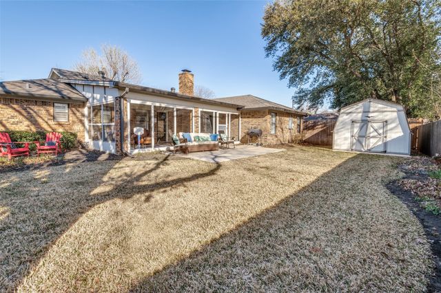 7312 Hialeah Circle W, North Richland Hills, TX 76182