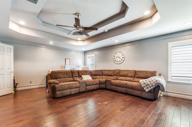 7312 Hialeah Circle W, North Richland Hills, TX 76182