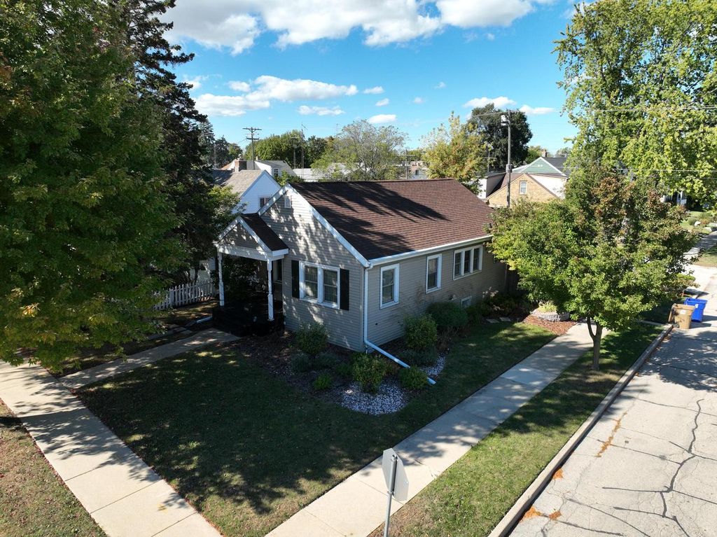 3502 75th STREET, Kenosha, WI 53142