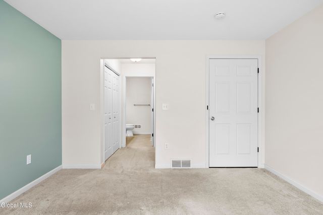 51 Governor Circle, Albany, NY 12208