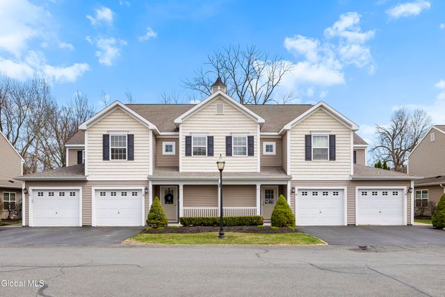 51 Governor Circle, Albany, NY 12208