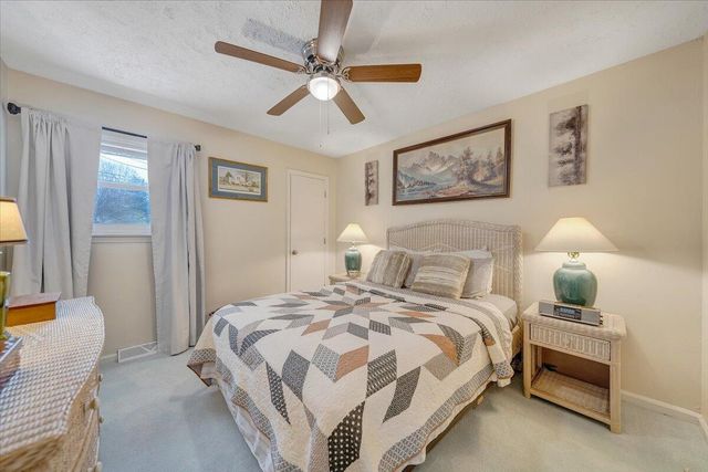 5433 Palm Valley RD, Roanoke, VA 24019