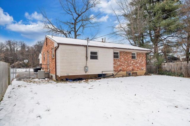 5433 Palm Valley RD, Roanoke, VA 24019