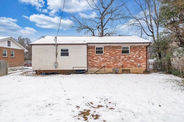 5433 Palm Valley RD, Roanoke, VA 24019