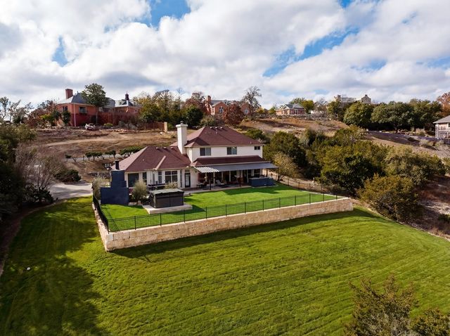 508 Highlands Dr, Kerrville, TX 78028