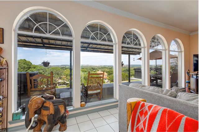 508 Highlands Dr, Kerrville, TX 78028