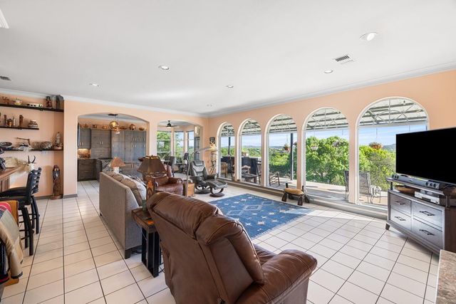 508 Highlands Dr, Kerrville, TX 78028