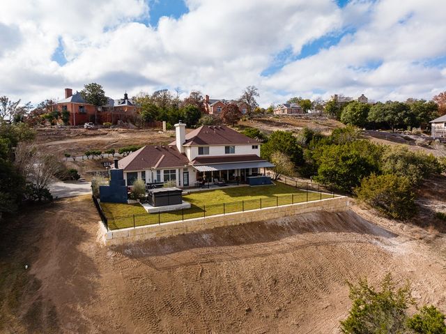 508 Highlands Dr, Kerrville, TX 78028