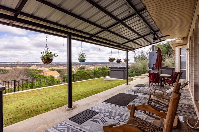 508 Highlands Dr, Kerrville, TX 78028