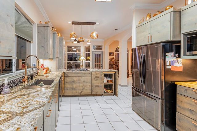 508 Highlands Dr, Kerrville, TX 78028