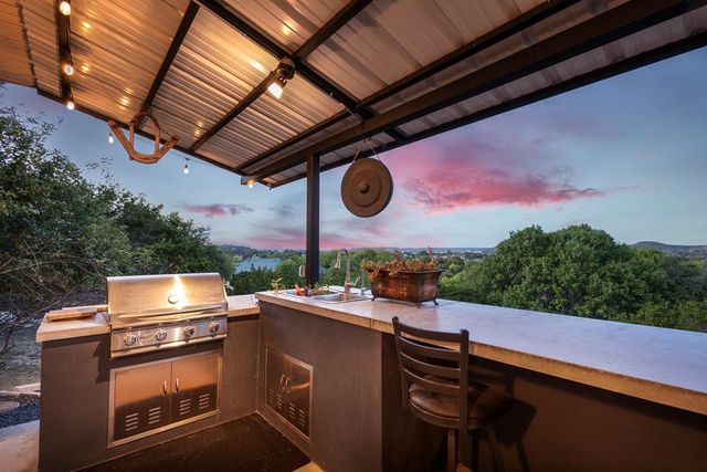 508 Highlands Dr, Kerrville, TX 78028