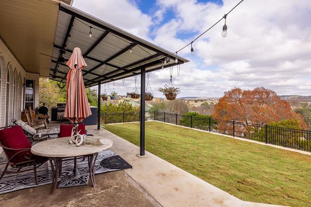 508 Highlands Dr, Kerrville, TX 78028