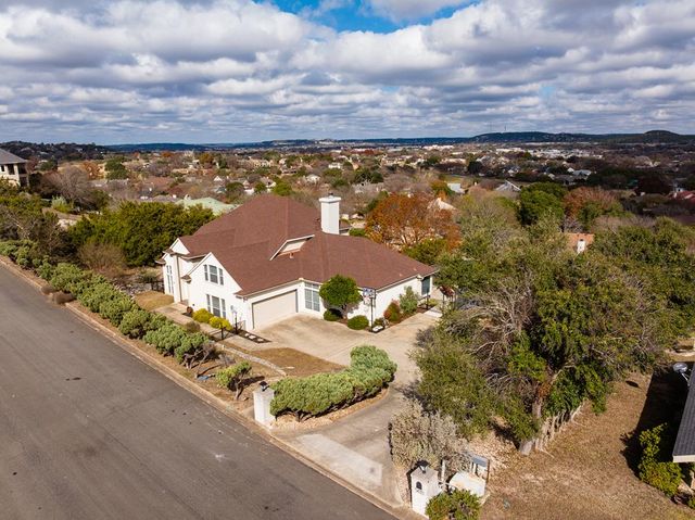 508 Highlands Dr, Kerrville, TX 78028