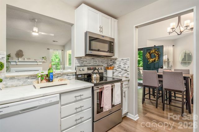 6150 Gray Gate Lane, Charlotte, NC 28210