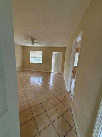 2751 NW 14th Ct, Fort Lauderdale, FL 33311