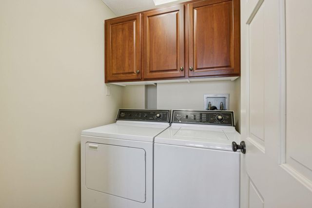 6566 France Avenue S 901, Edina, MN 55435