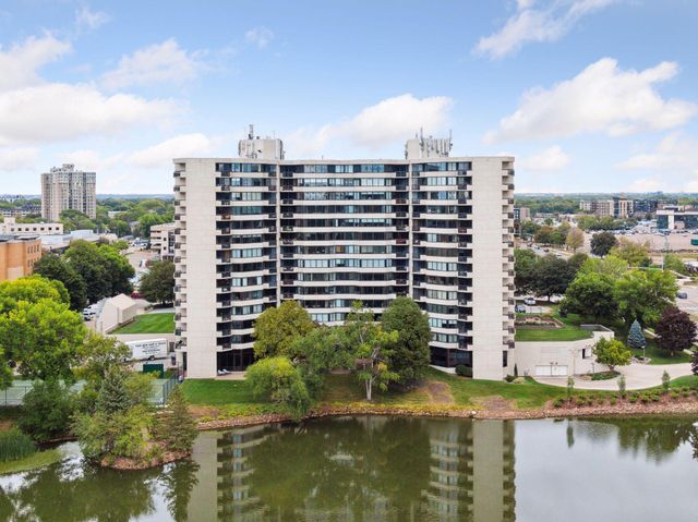 6566 France Avenue S 901, Edina, MN 55435