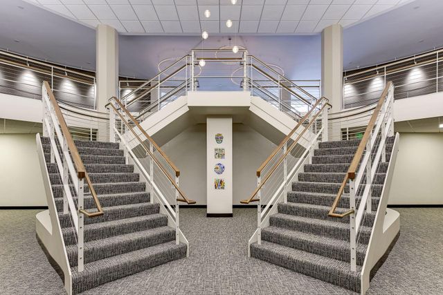 6566 France Avenue S 901, Edina, MN 55435