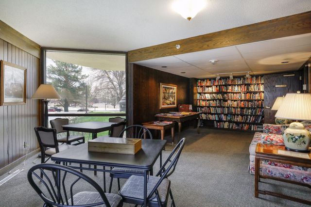 6566 France Avenue S 901, Edina, MN 55435