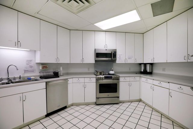 6566 France Avenue S 901, Edina, MN 55435