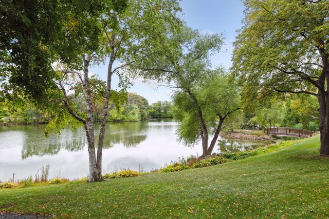 6566 France Avenue S 901, Edina, MN 55435