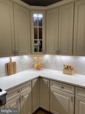 4448 PLEASANT HILL CT, Pomfret, MD 20675