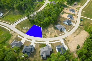 5624 Seminole Valley Trail NE, Cedar Rapids, IA 52411
