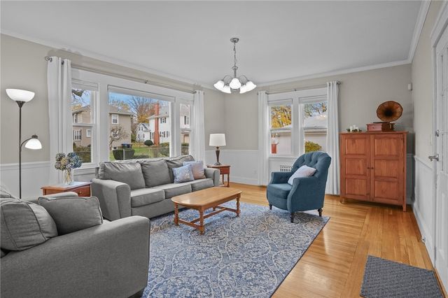 84 Enfield Avenue, Providence, RI 02908